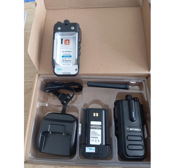 Máy Bộ Đàm Cầm Tay CP - 550